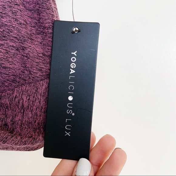 NWT Yogalicious Lux Soft Cropped Workout Tank - Picture 3 of 7